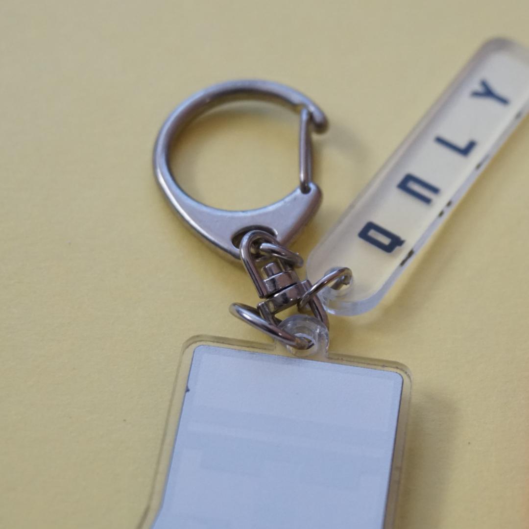 ドズル社　おんりーさん　キーホルダーと缶バッジセット