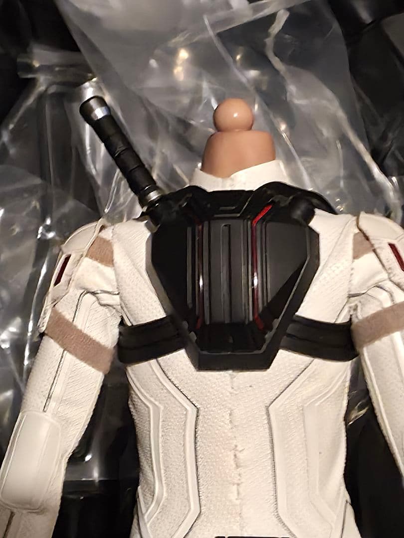 k*n様 【訳あり】ホットトイズ ブラックウィドウ スノースーツ版