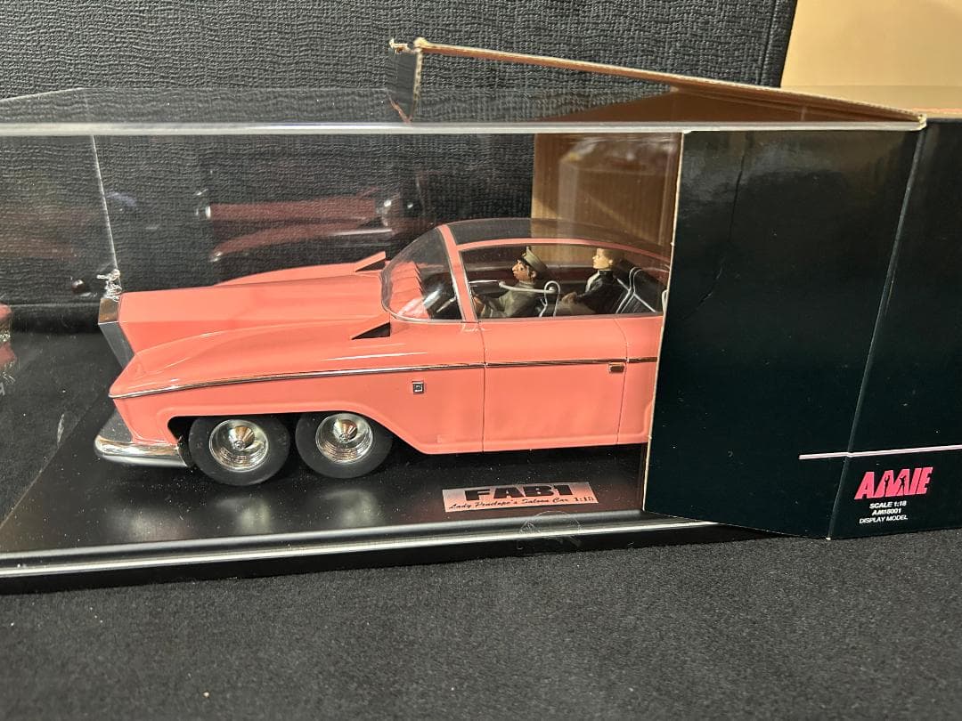 AMIE 1/18 Lady Penelope's FAB1 ケース付き