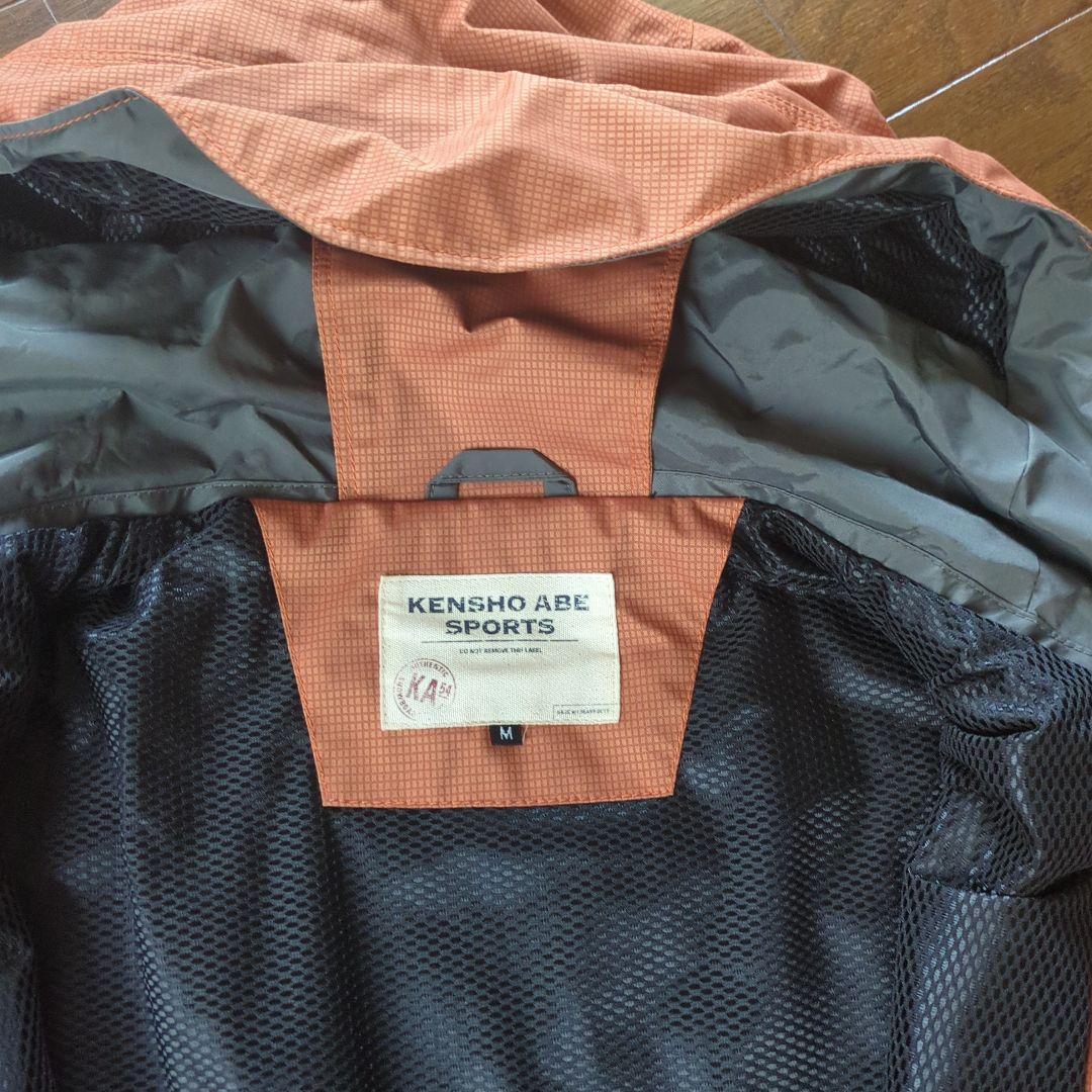 スノーボードウェア　ニット帽と膝当て付き