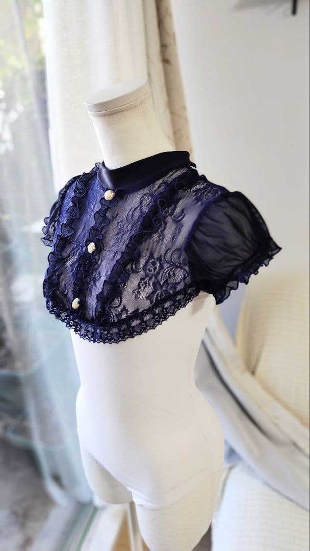 Ｓ～Ｍ／紺色フリルとレースで贅沢エレガントに。ロココ調宮廷ドレス風娘役レオタード