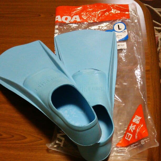 MADE IN JAPAN Lサイズ。フィン