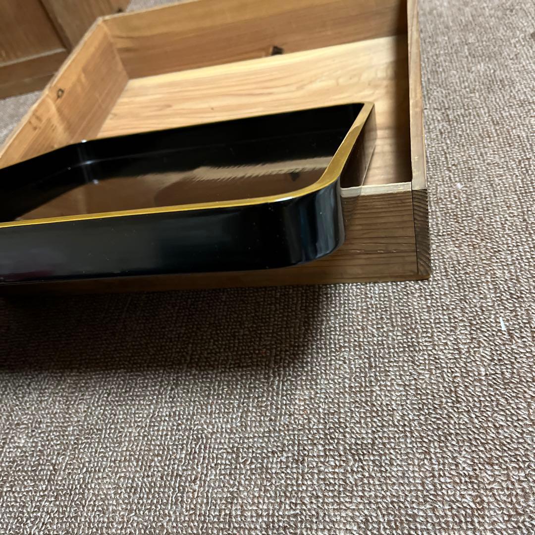 輪島塗お盆2枚セット 金色装飾　家紋入り　木箱付き