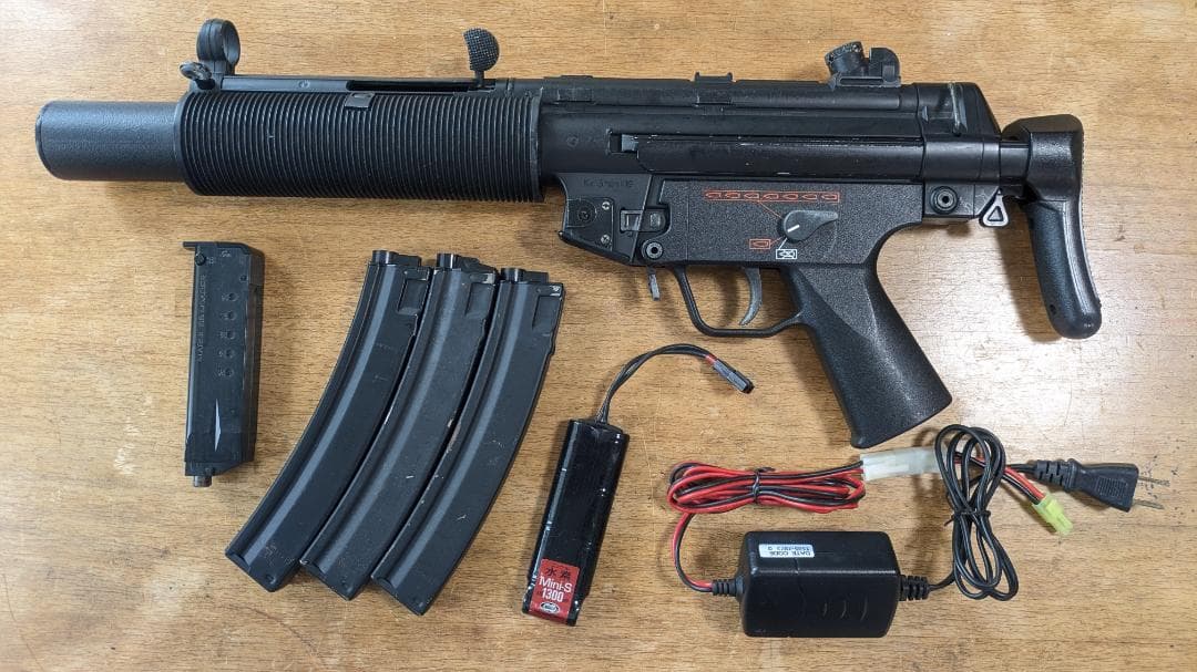 東京マルイ　H&K MP5SD6 18才　電動ガンスタンダード