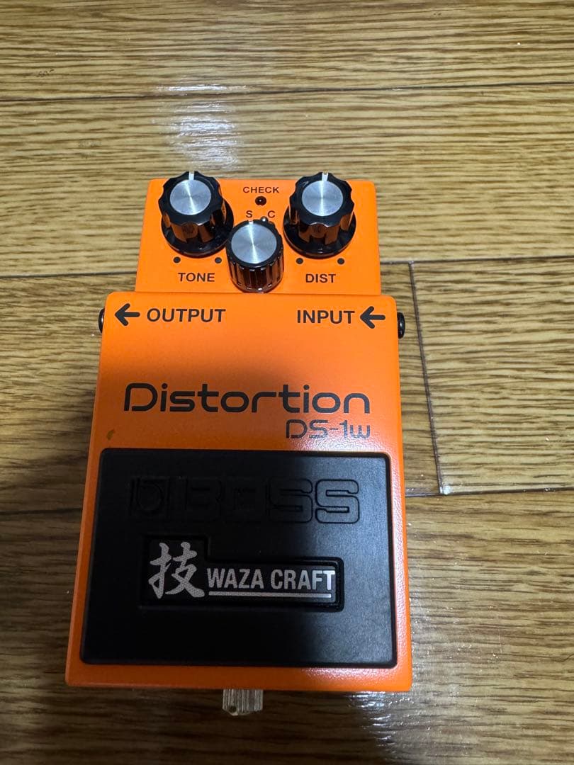 ギター BOSS Distortion DS-1W