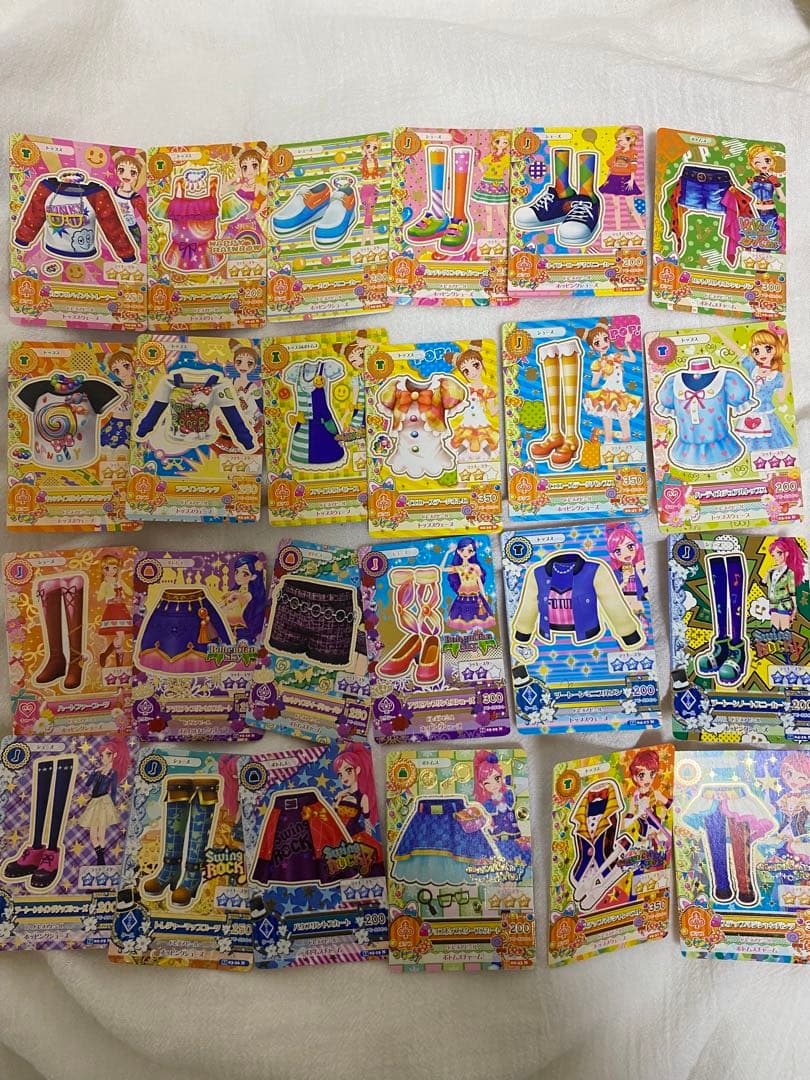 アイカツ! カード142枚【ファイルケースつき】