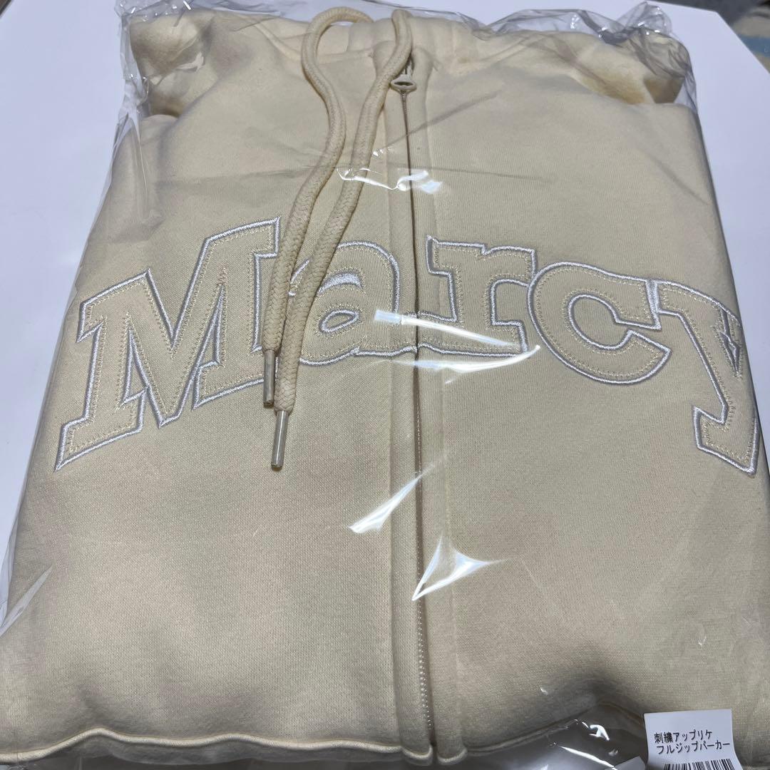 Marcy 刺繍アップリケ フルジップパーカー