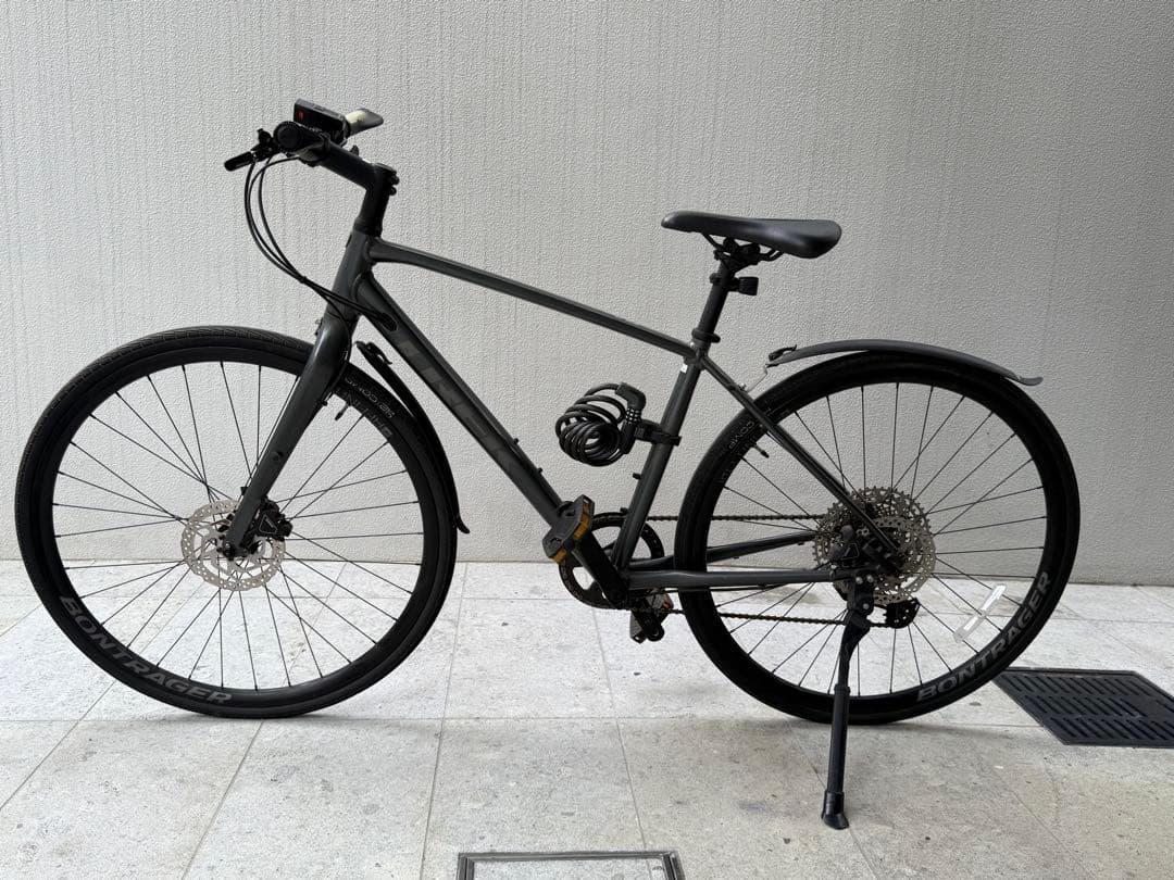 TREK トレック FX4 DISC クロスバイク2021