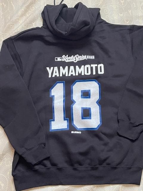 山本由伸18WS2025チャンピオントロフィーBLACKフーディーL/US限定品