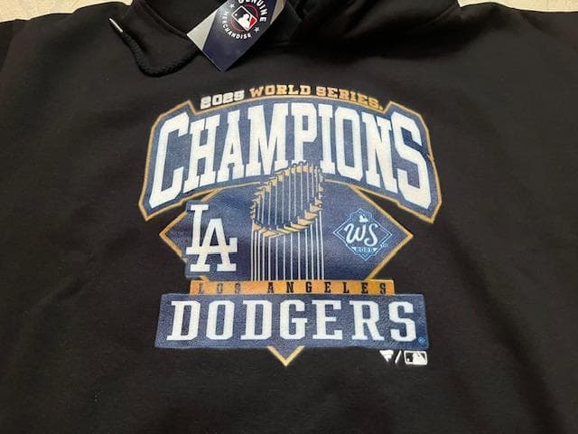 山本由伸18WS2025チャンピオントロフィーBLACKフーディーL/US限定品