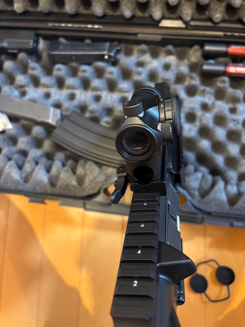 次世代電動ガン ブラック スコープ付き