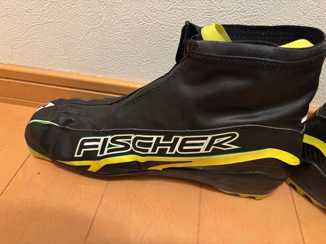 FISCHERフィッシャークロスカントリーブーツNNNRCS カーボンshell