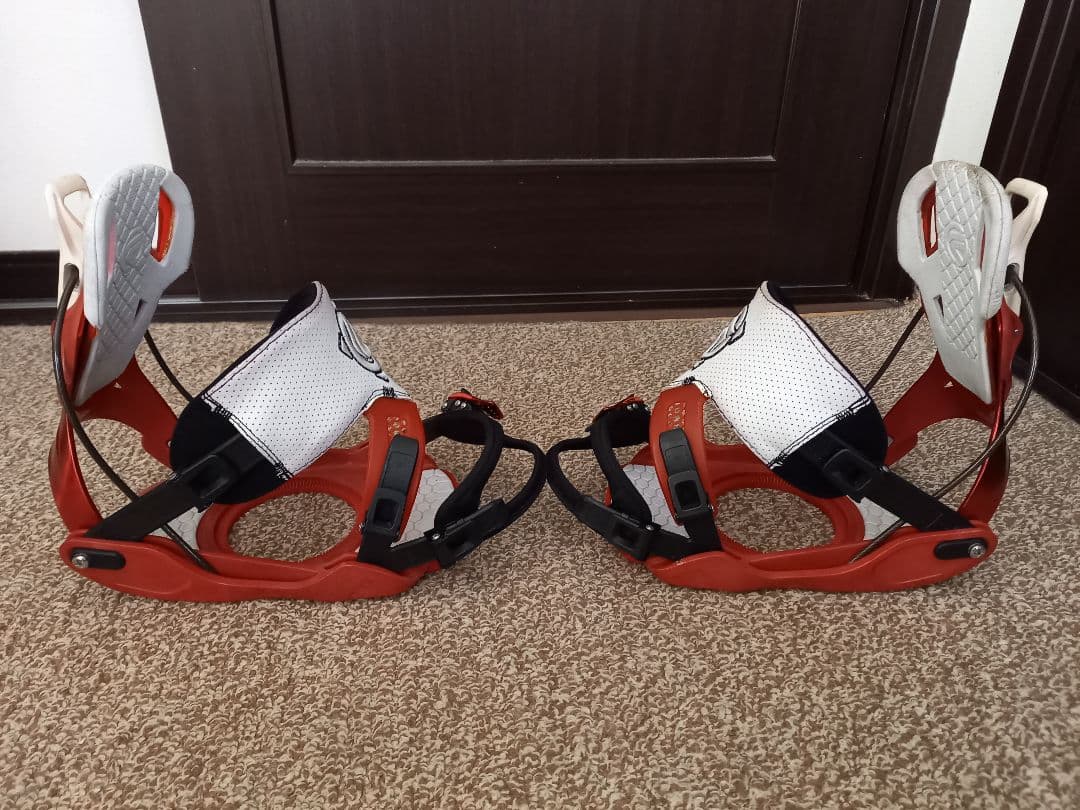 FLOW スノーボードビンディング Lサイズ　中古