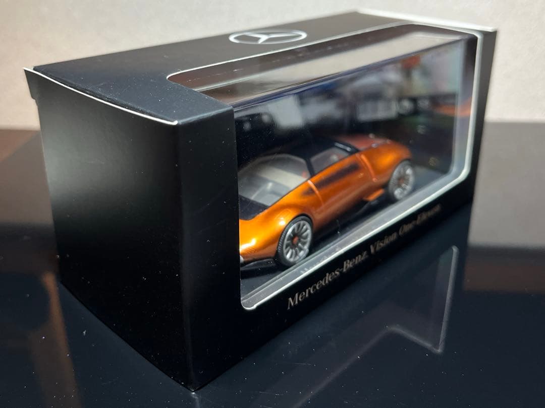 ミニカー 1/43 オートカルト M.ベンツビジョン ワンイレブン 500台限定