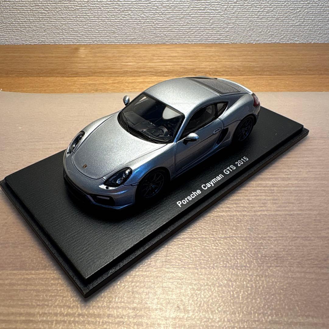 spark ポルシェ　ケイマン GTS 1/43 ミニカー シルバー
