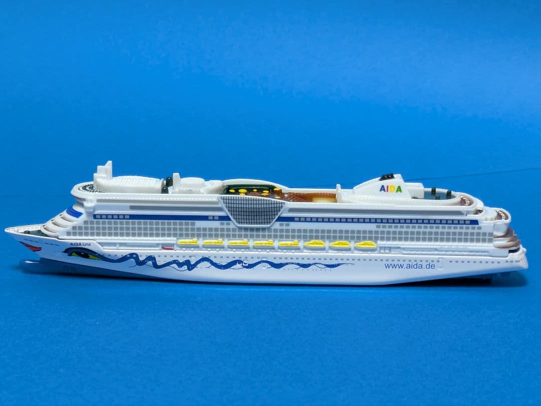 大型 豪華客船 アイーダ 1/1400 スケール　AIDA