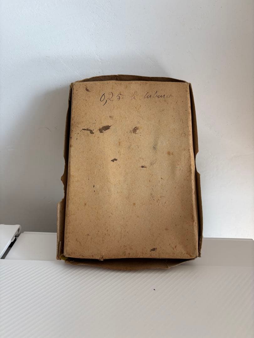 フランスアンティーク　AU MINET 糸巻き箱　猫