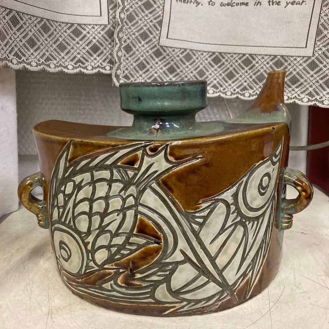 沖縄　大きな抱瓶　金城　宮城須美子　やちむん　壷屋焼　魚紋　花器　花入　飾り物