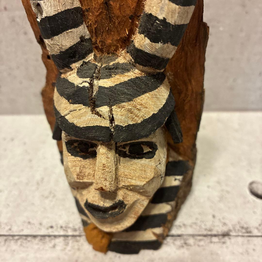 アメリカ　folk art ヴィンテージ　木製彫刻 約15cm
