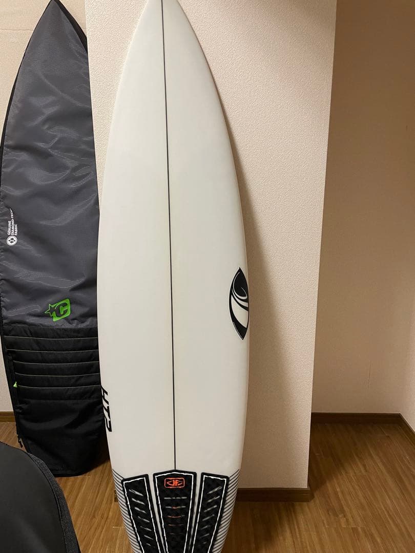 オリンピック銀メダリスト五十嵐カノア2020年オリンピック仕様