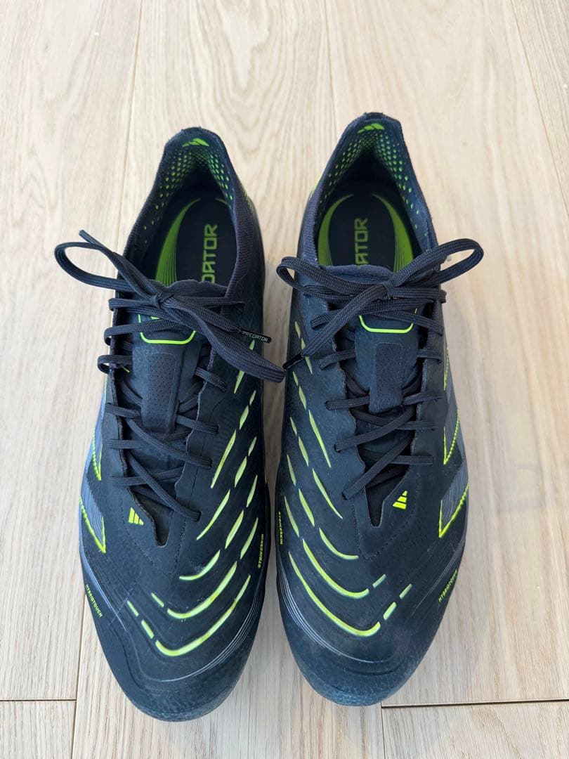 プレデター ELITE HG/AG ジャパン　コアブラック×カーボン