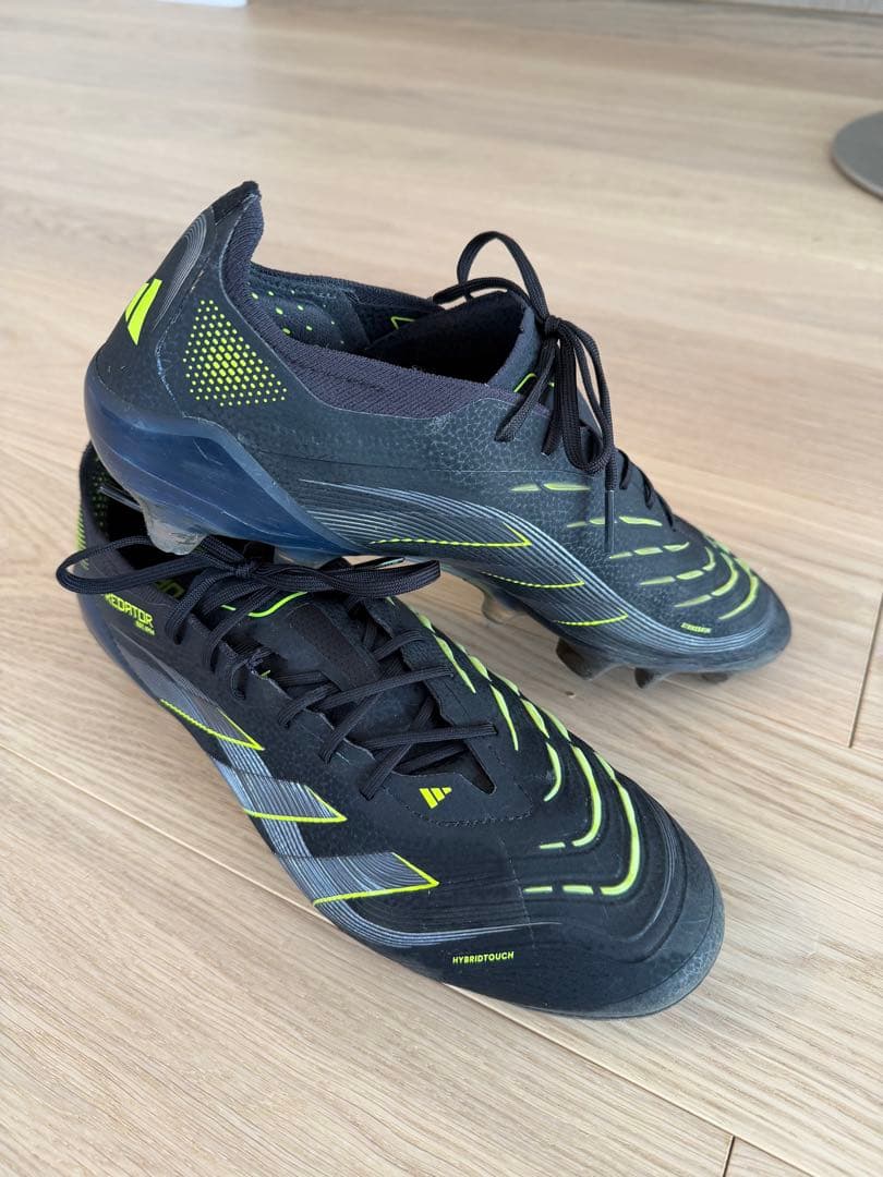 プレデター ELITE HG/AG ジャパン　コアブラック×カーボン