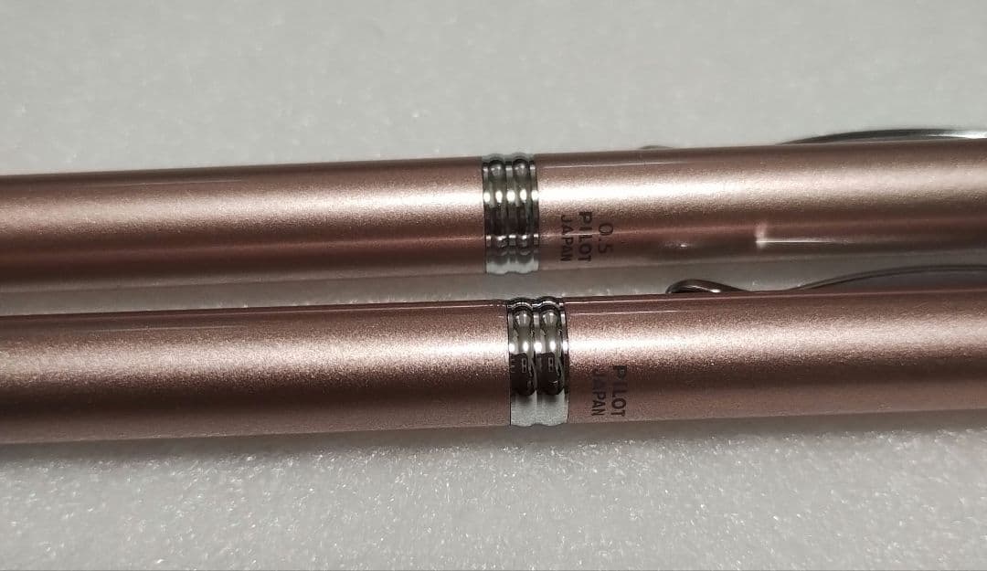 （廃盤）パイロット　キャップレス　ボールペン シャープセット　シャンパンピンク軸