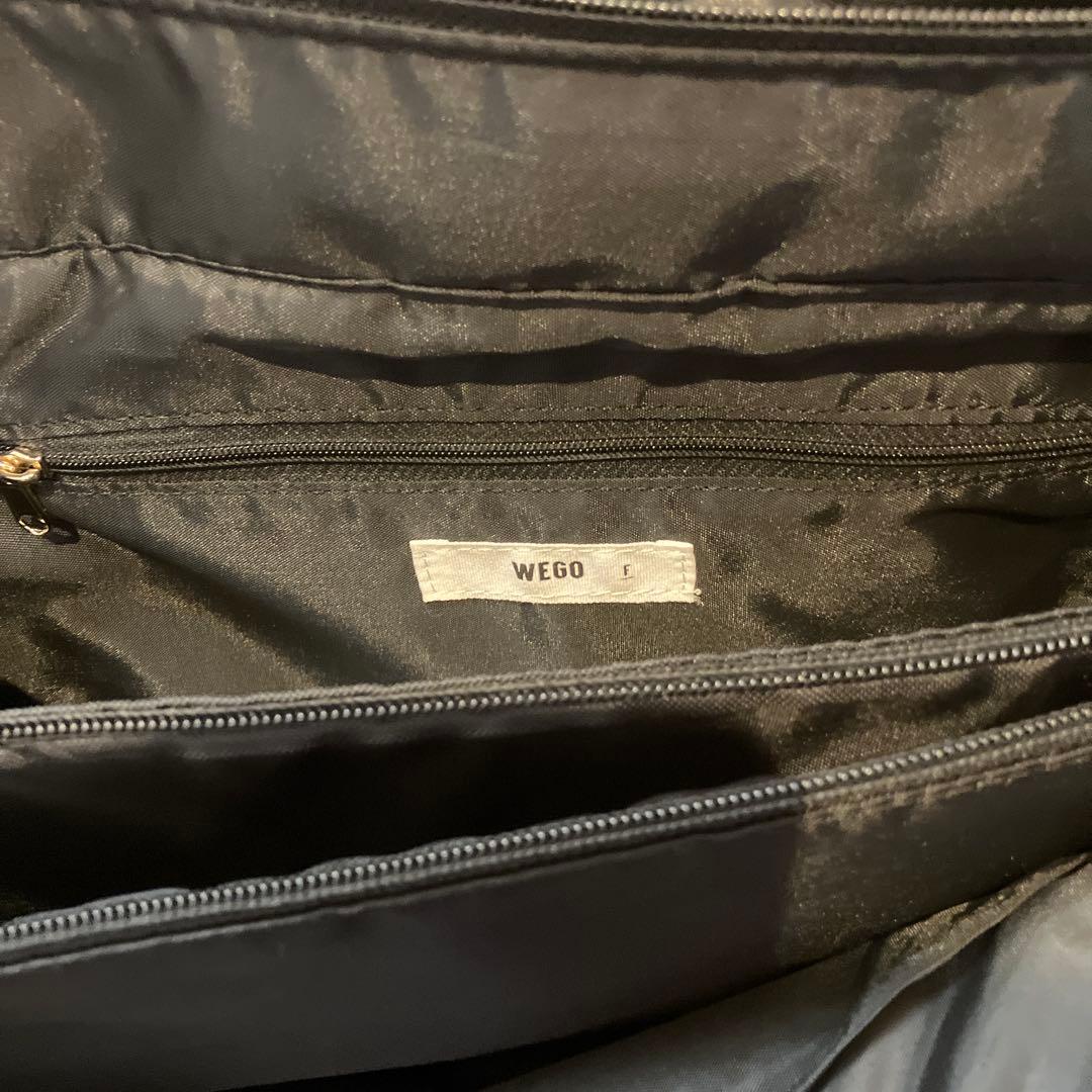 莉犬くん　痛バッグ　缶バッジ56個 キャラクタークリアポケット付きブラックバッグ