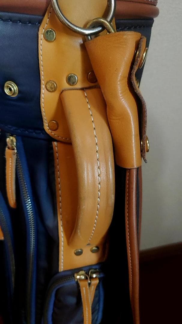 考栄舎　ツイルナイロン製キャディバッグ　ネイビー/キャメル