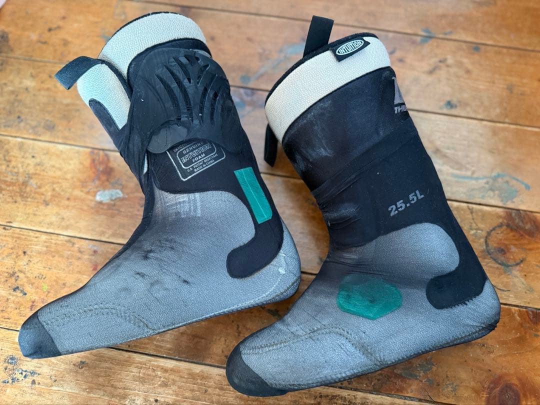 DALBELLO ダルベロ Lupo スキーブーツ 25.5cm／ブースター付き