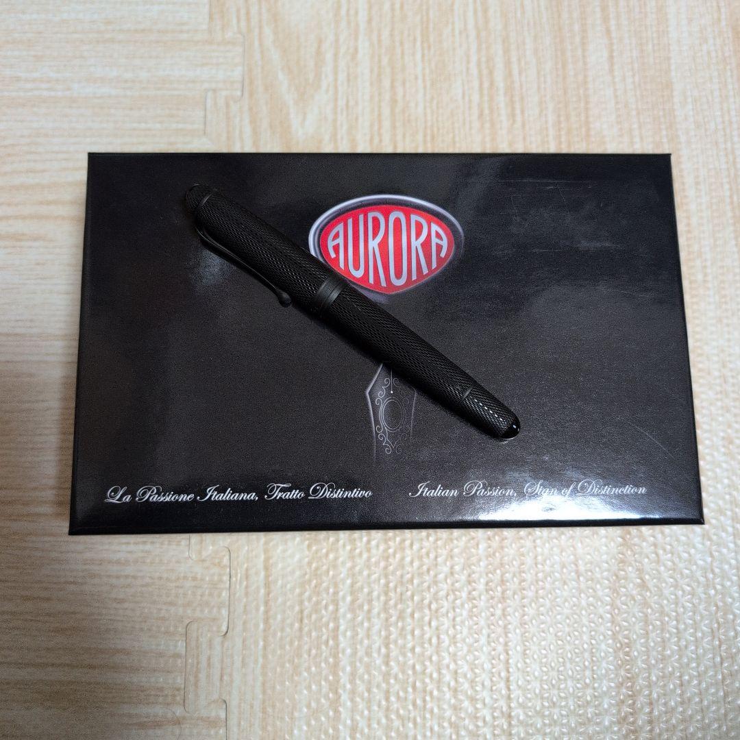 AURORA ブラックマンバ ローラーボール