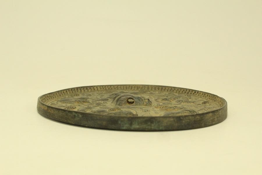 中国美術 古鏡 獣紋鏡 直径13.5cm(ZE404)