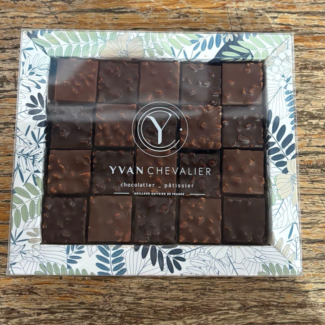 イヴァンシュヴァリエ　ロシェ