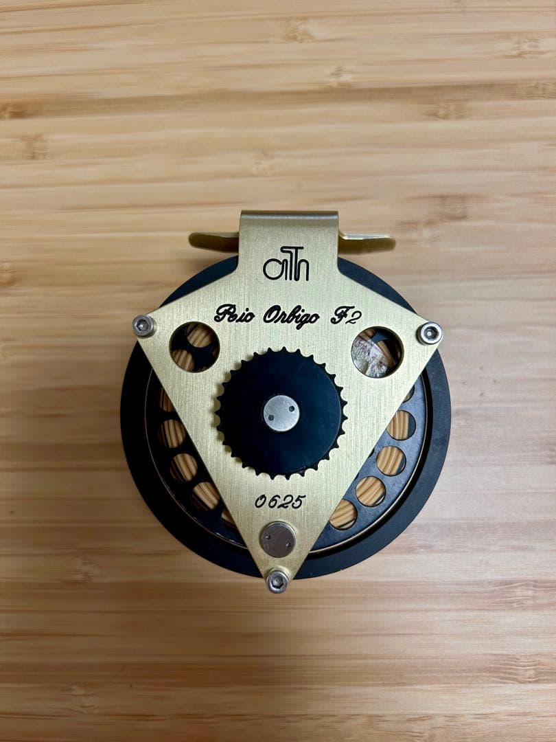 アリハートフライリールF2