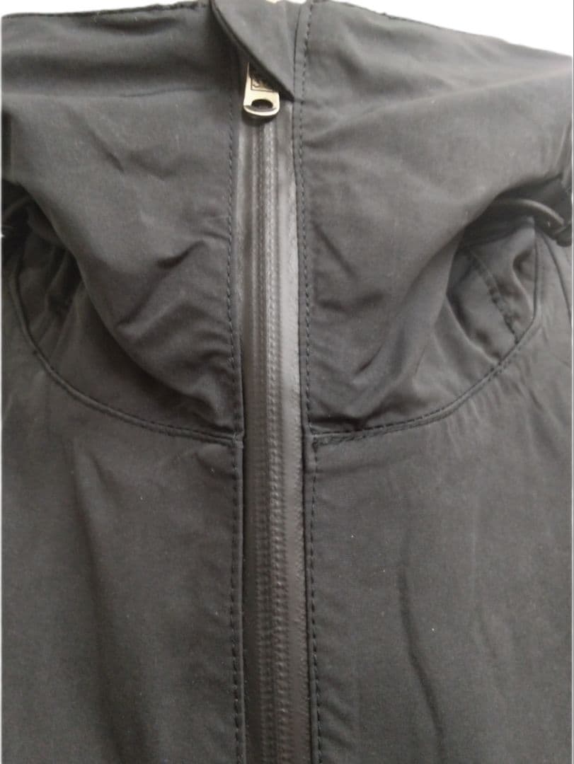 最終値下　豪雨に最適!新品未使用Iroquois完全防水レインパーカー