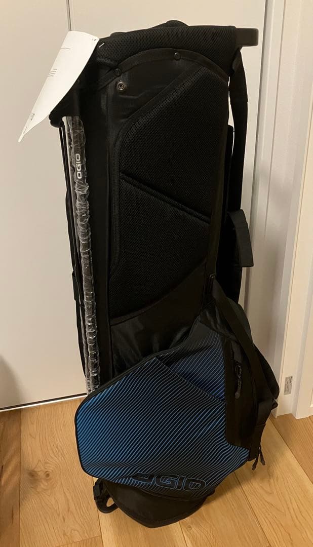 新品未使用 キャロウェイ オジオSHADOW スタンド キャディバッグ フード付