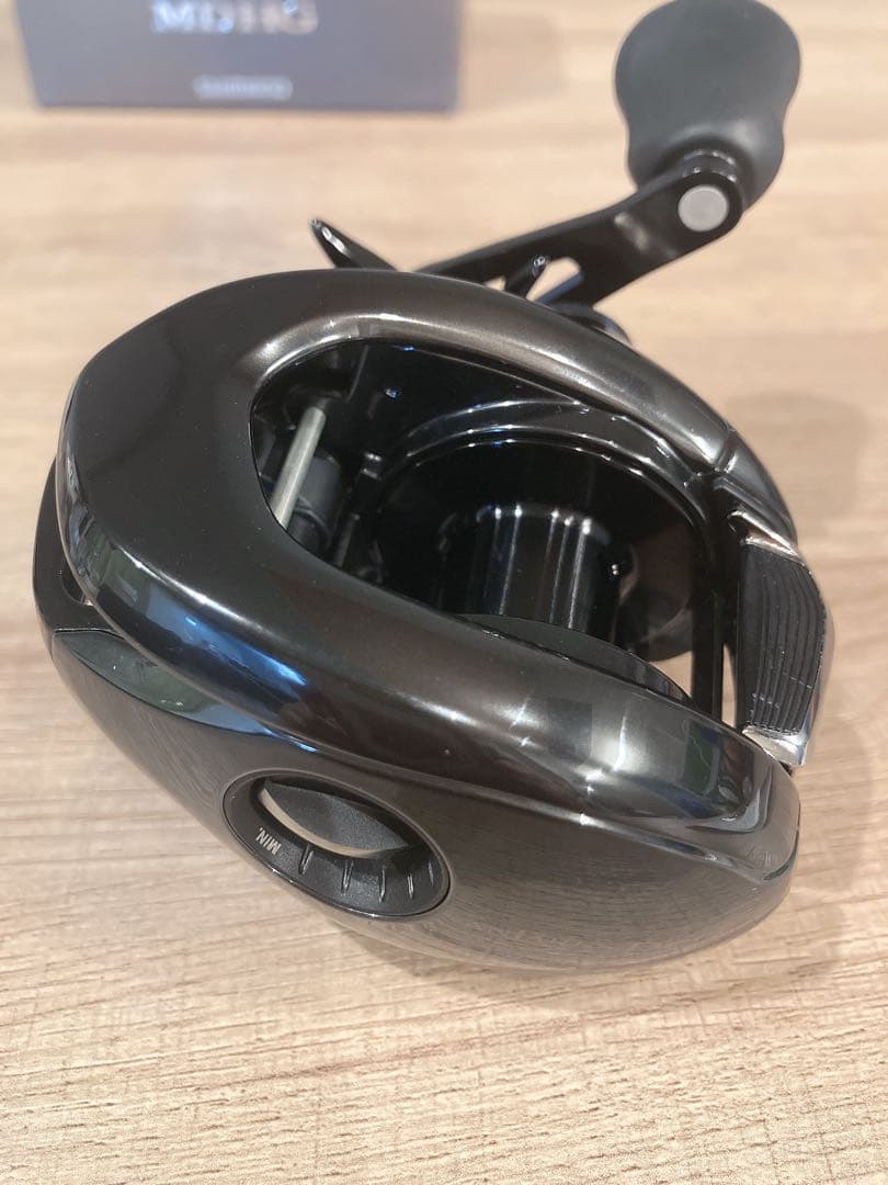 最終値下げです。SHIMANO２３アンタレスＤＣＭＤ　ＨＧ　右になります。