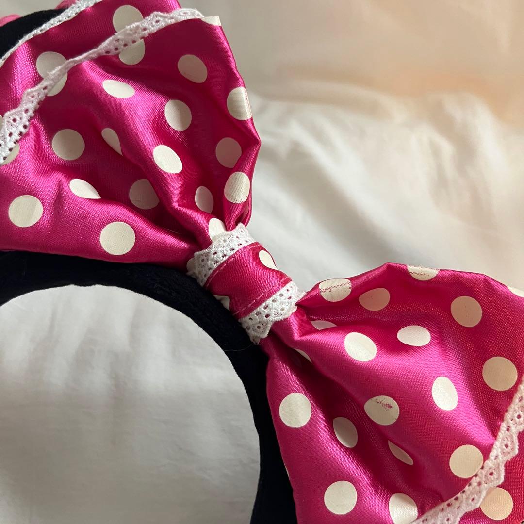 ディズニー　ミニー　水玉　ビーズ　カチューシャ　ピンク　イヤリング