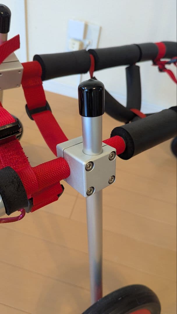 はな工房 犬用車いす(三輪タイプ)