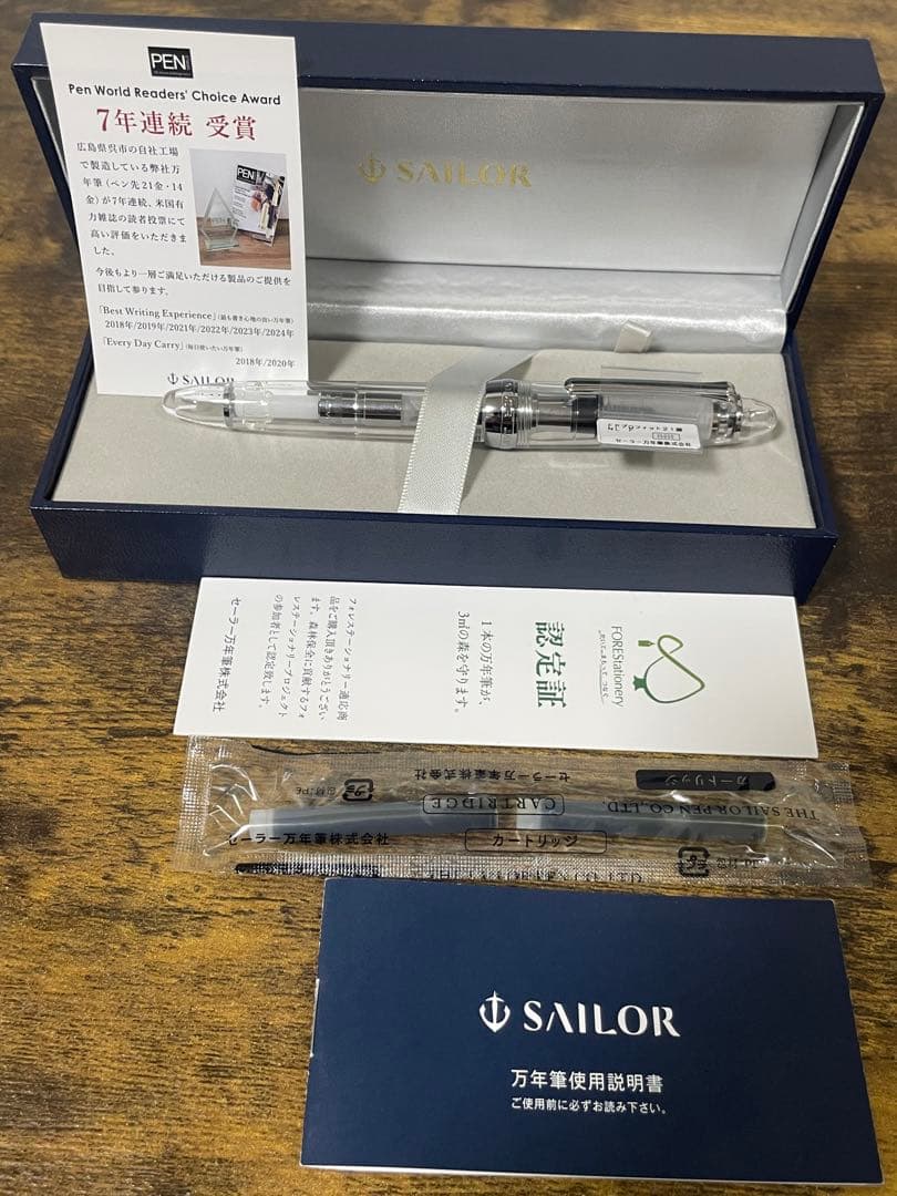 未使用　タグ付　透明軸　21金　字幅F　万年筆　銀　備品あり　デモンストレーター