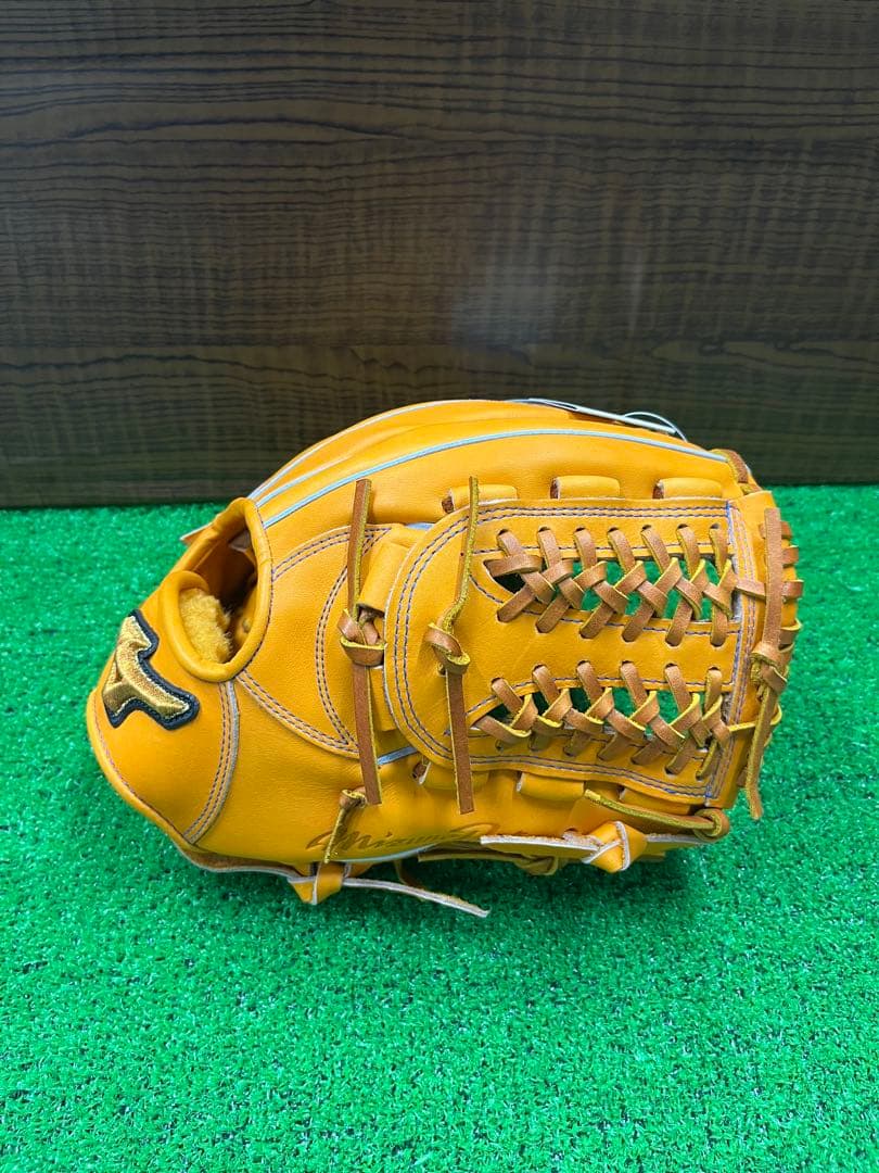 ・新品未使用！オールラウンド用　ミズノプロ　限定モデル