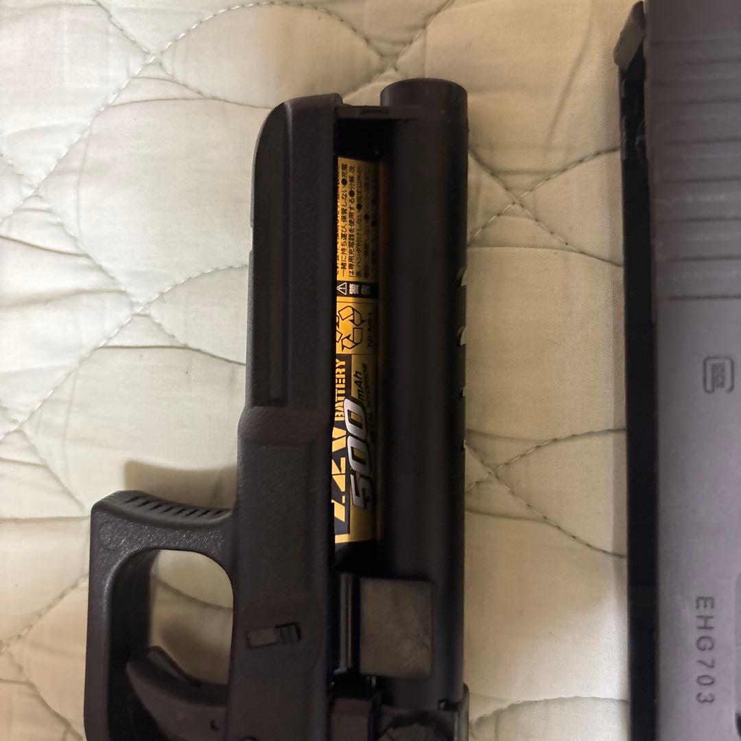 東京マルイNo.11 グロック18C 電動ハンドガン＋バッテリー＋充電器セット