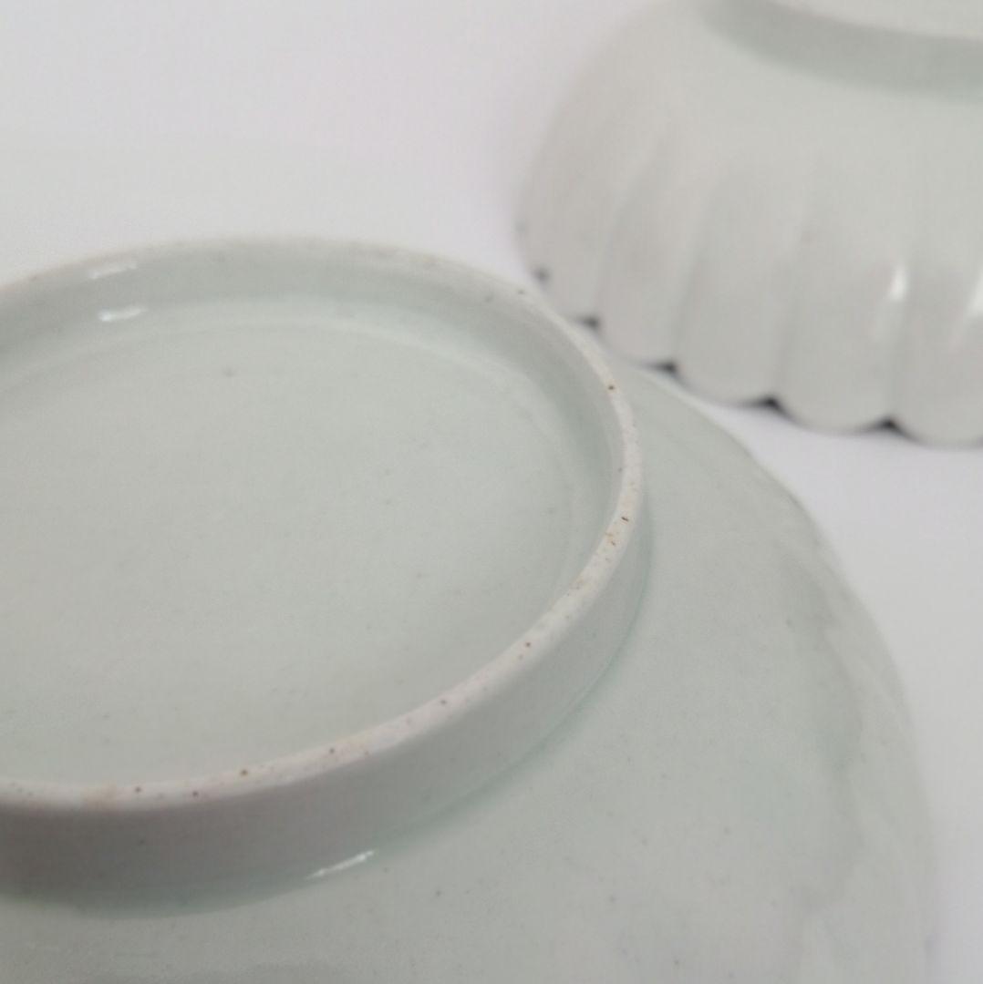 古伊万里　江戸中期　柿右衛門　白磁　菊花　なます皿　２客