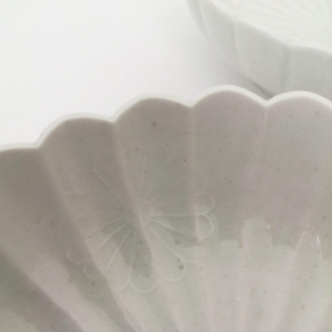 古伊万里　江戸中期　柿右衛門　白磁　菊花　なます皿　２客