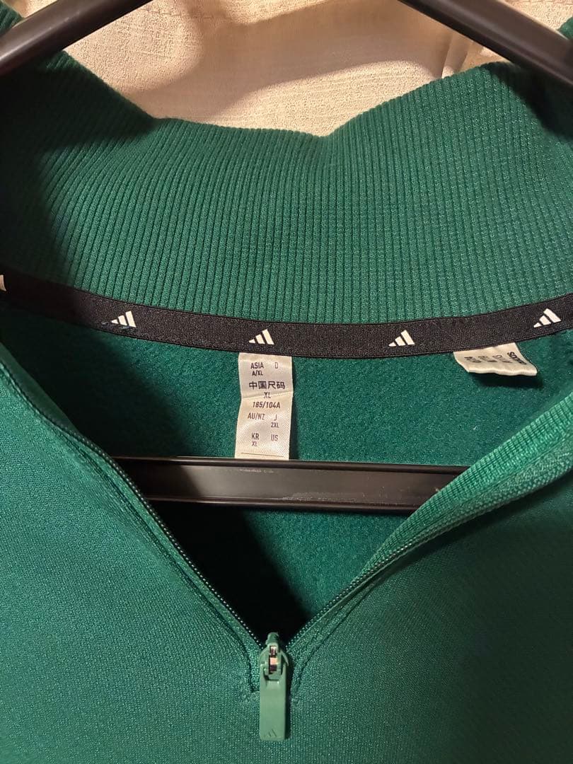 adidas グリーン トレーニングウェア LLサイズ上下セット