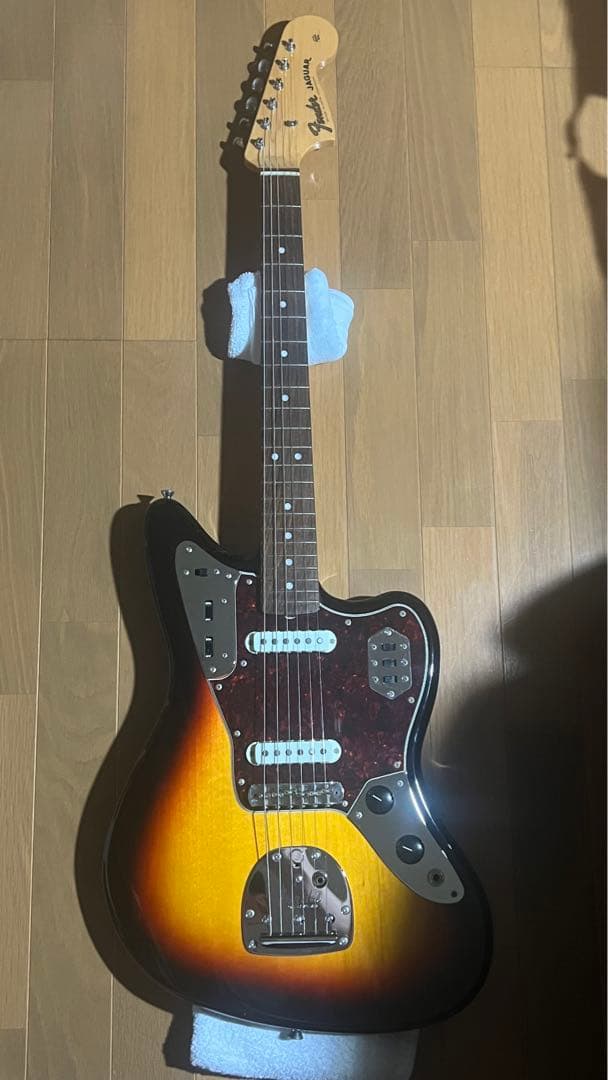 ギター Fender Japan Traditional 60s Jaguar