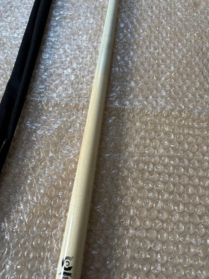 美品　ビリヤードキュー　predator プレデター Centro シャフト