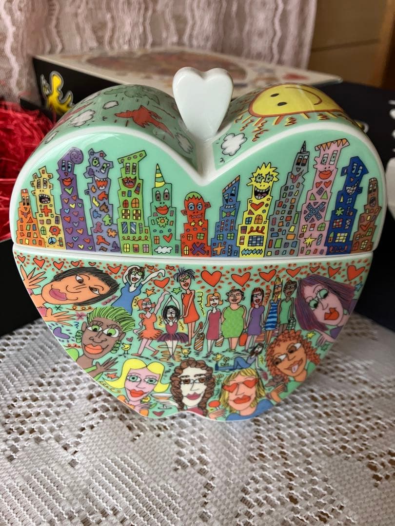 ジェームスリジィRizzoli ハート型陶器ボックス