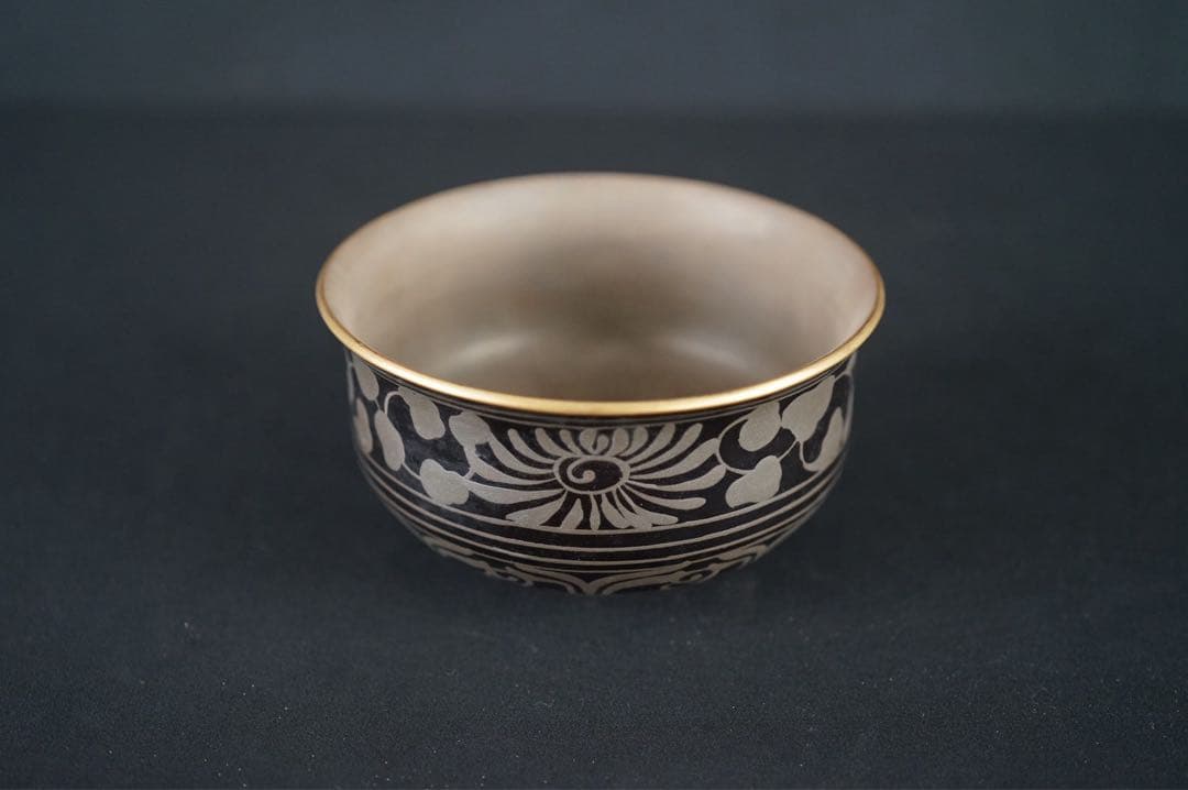 塗師 蒔絵 橘屋友七 作 時代 菊唐草 銀蒔絵 内銀地 盃洗 共箱