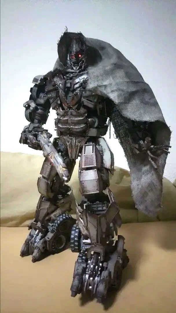 AlienAttack製MACTRON フィギュア